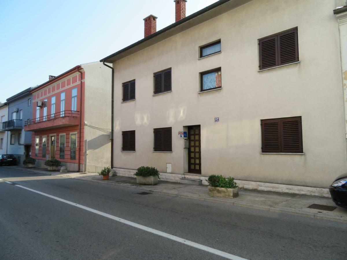 King Tomislav Apartments Crikvenica Exteriör bild